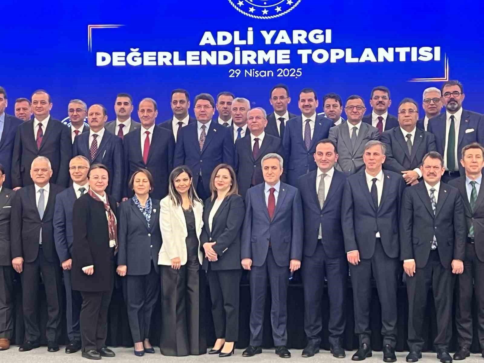 Bakan Tunç: "Yargı mensuplarımız, adaletin yaşayan vicdanıdır"