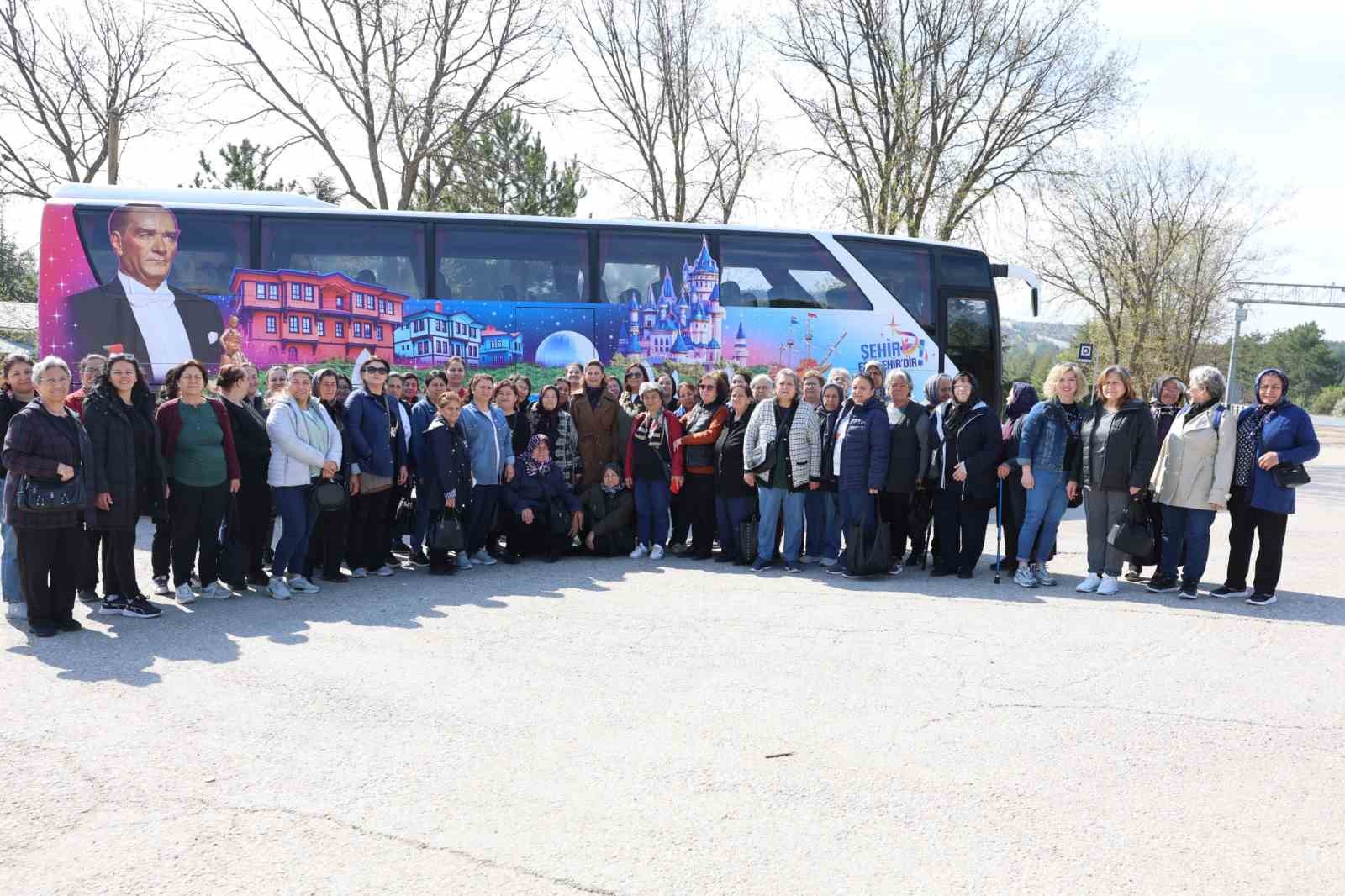 Yahnikapan mahallesi kadınları Frig Vadilerinde dolu dolu bir gün geçirdi