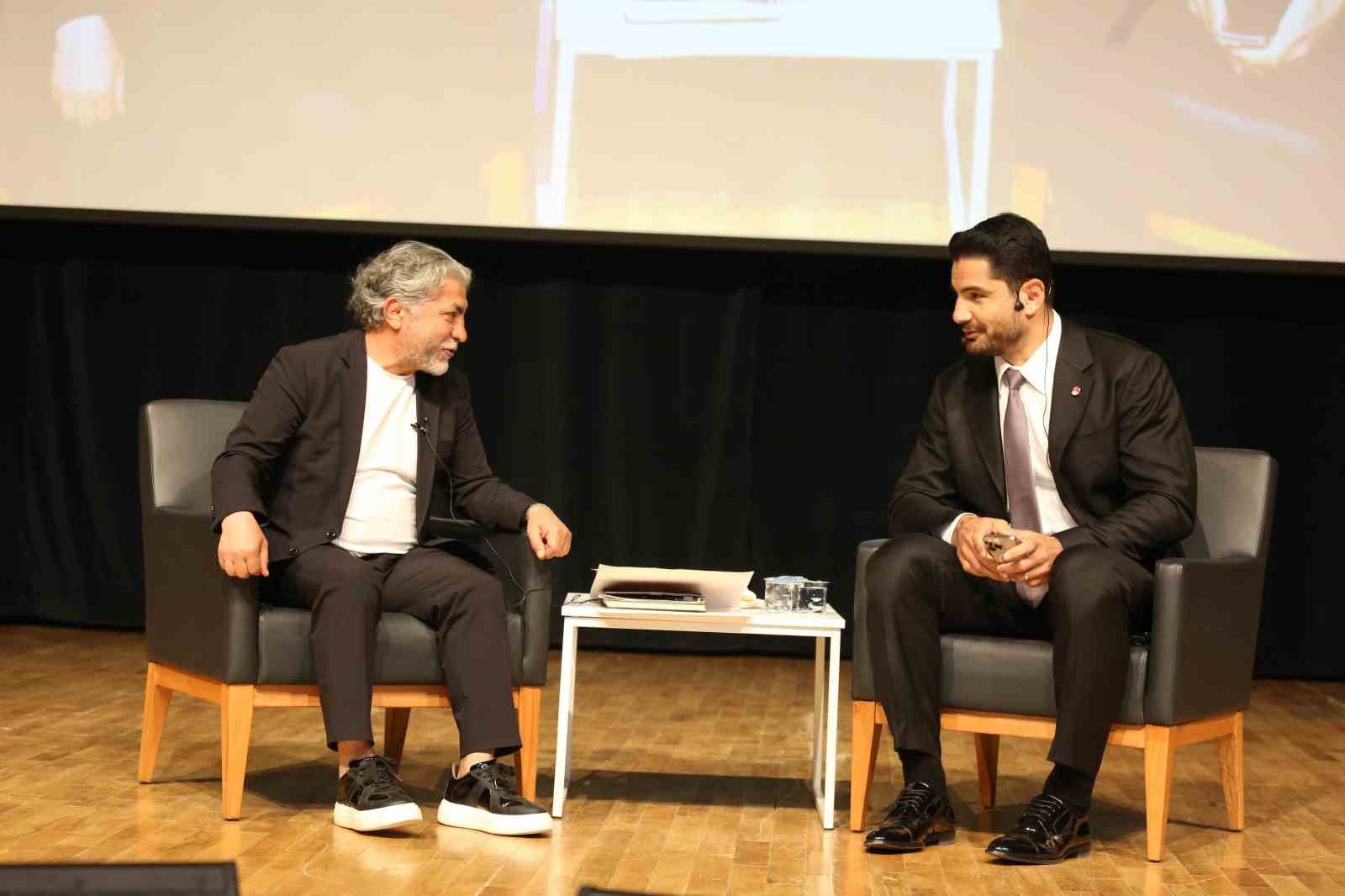 Taha Akgül: "Dünya güreşinin artık kendisini yenilemesi gerekiyor"
