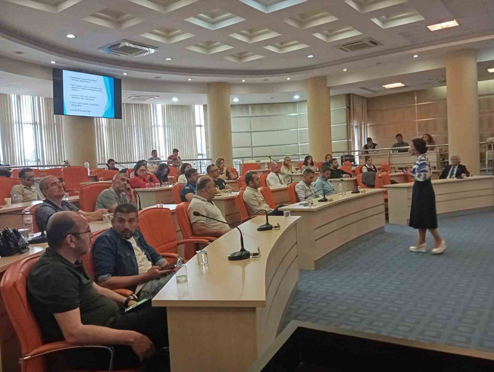 Kepez Belediyesi’nden personele kariyer ve kişisel gelişim eğitimi