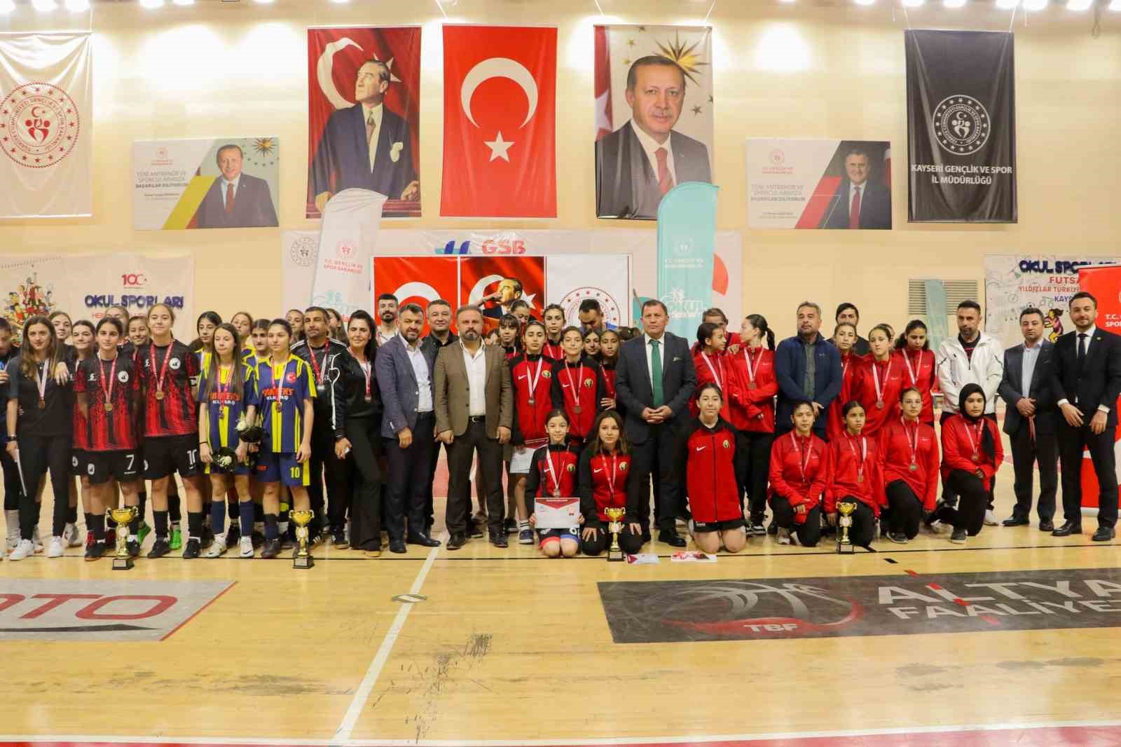 Futsal Yıldız Kızlar Türkiye İl Birinciliği sona erdi