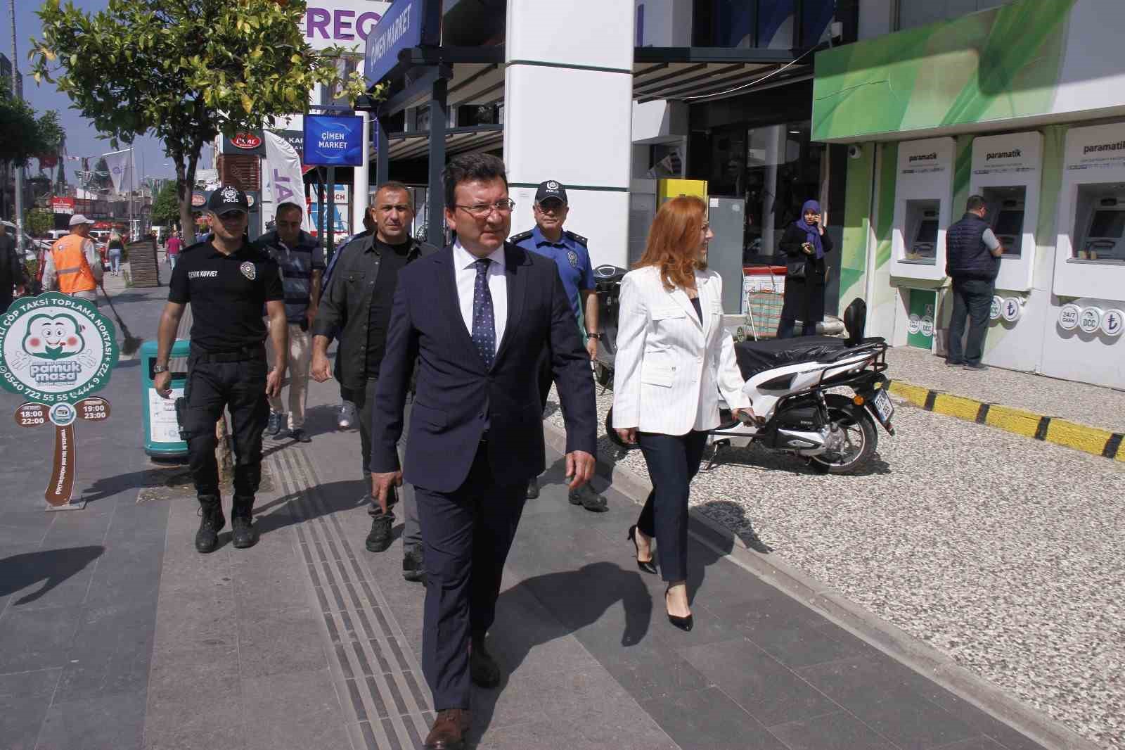 Kaymakam Şahin tütün denetimine katıldı