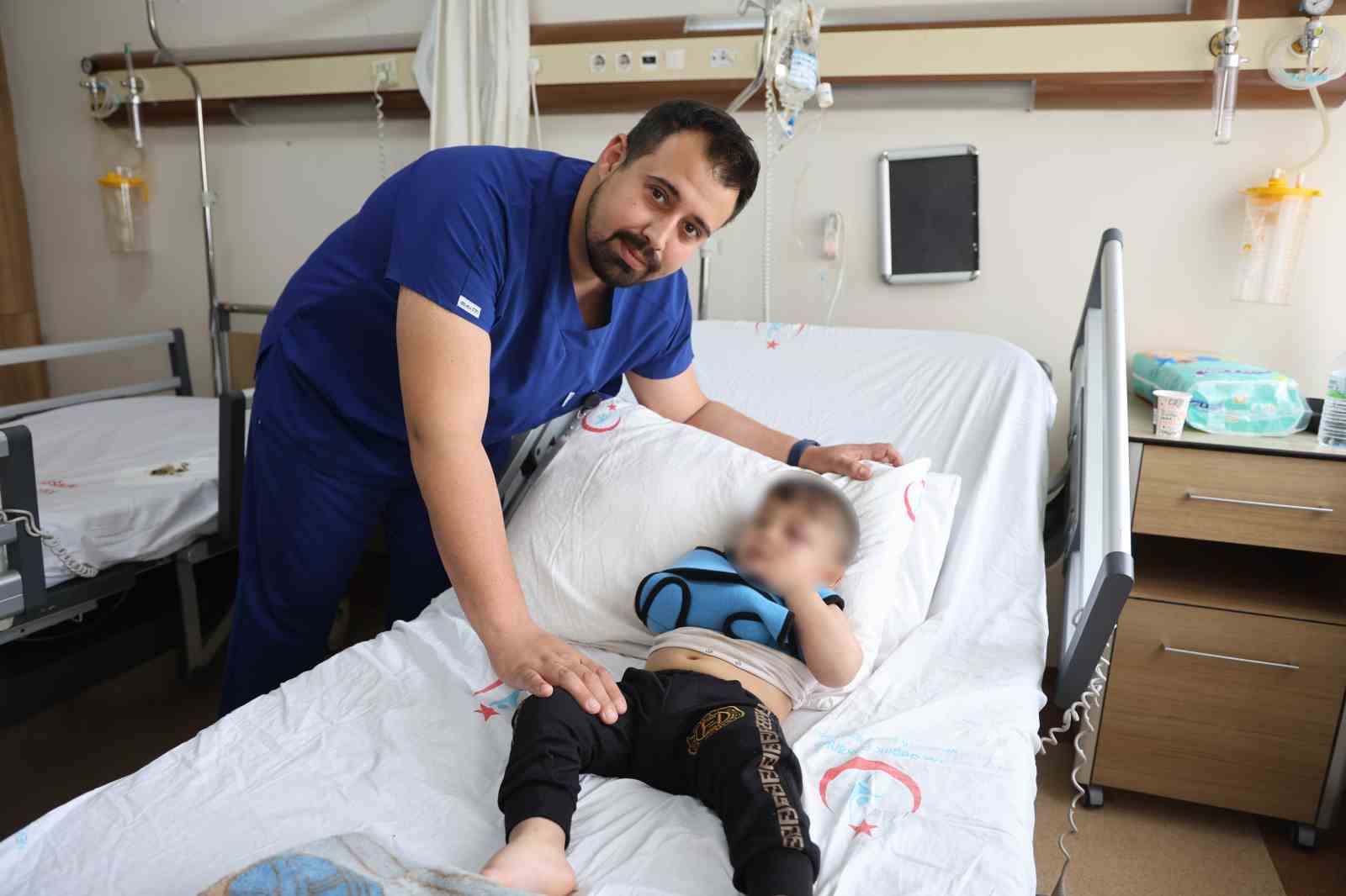 &Ccedil;&ouml;pe d&uuml;şen bebek bug&uuml;n taburcu oluyor
