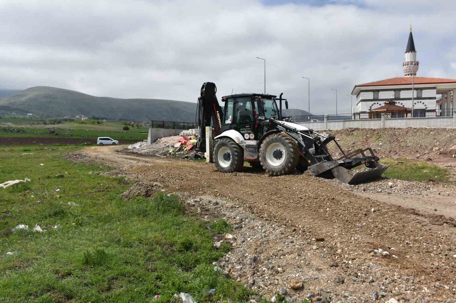 Eskişehir&rsquo;in İn&ouml;n&uuml; il&ccedil;esinde &ccedil;alışmalar devam ediyor
