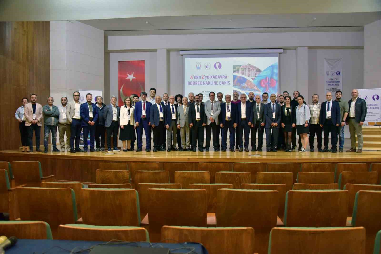 MSKÜ’de kadavra böbrek nakline bakış bölgesel toplantısı