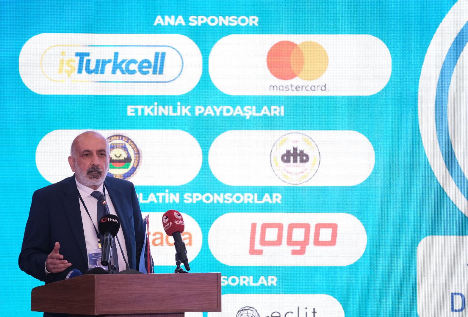 Diyarbakır’da ‘Dijital Dönüşüm Konferansı’ düzenlendi