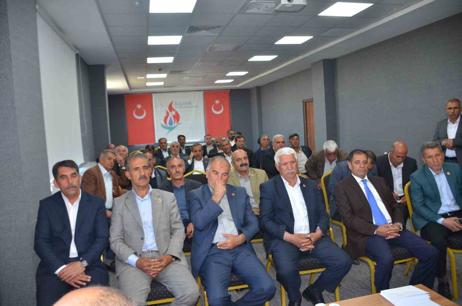 Bulanık&rsquo;ta "K&ouml;ylere Hizmet G&ouml;t&uuml;rme Birliği Enc&uuml;men Se&ccedil;imi" yapıldı
