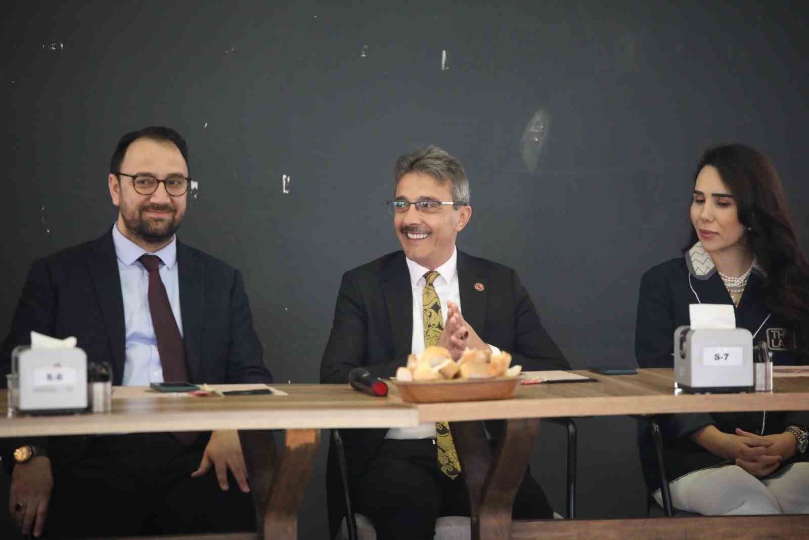 Başkan Şenol Dinç Kültür ve Sosyal İşler Müdürlerini misafir etti