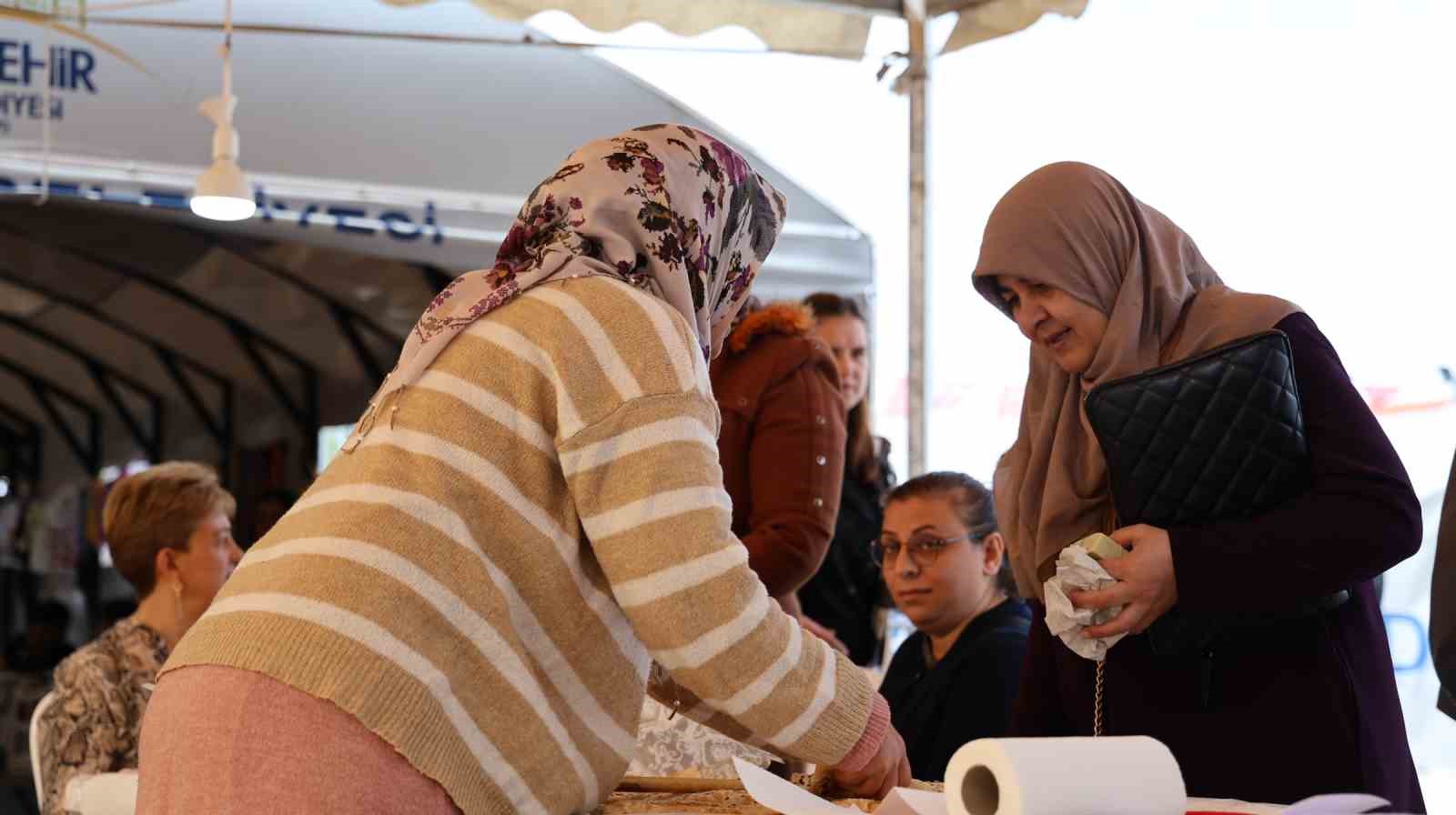 Engelliler meclisi, g&ouml;zleme satarak tatil kapısını aralıyor
