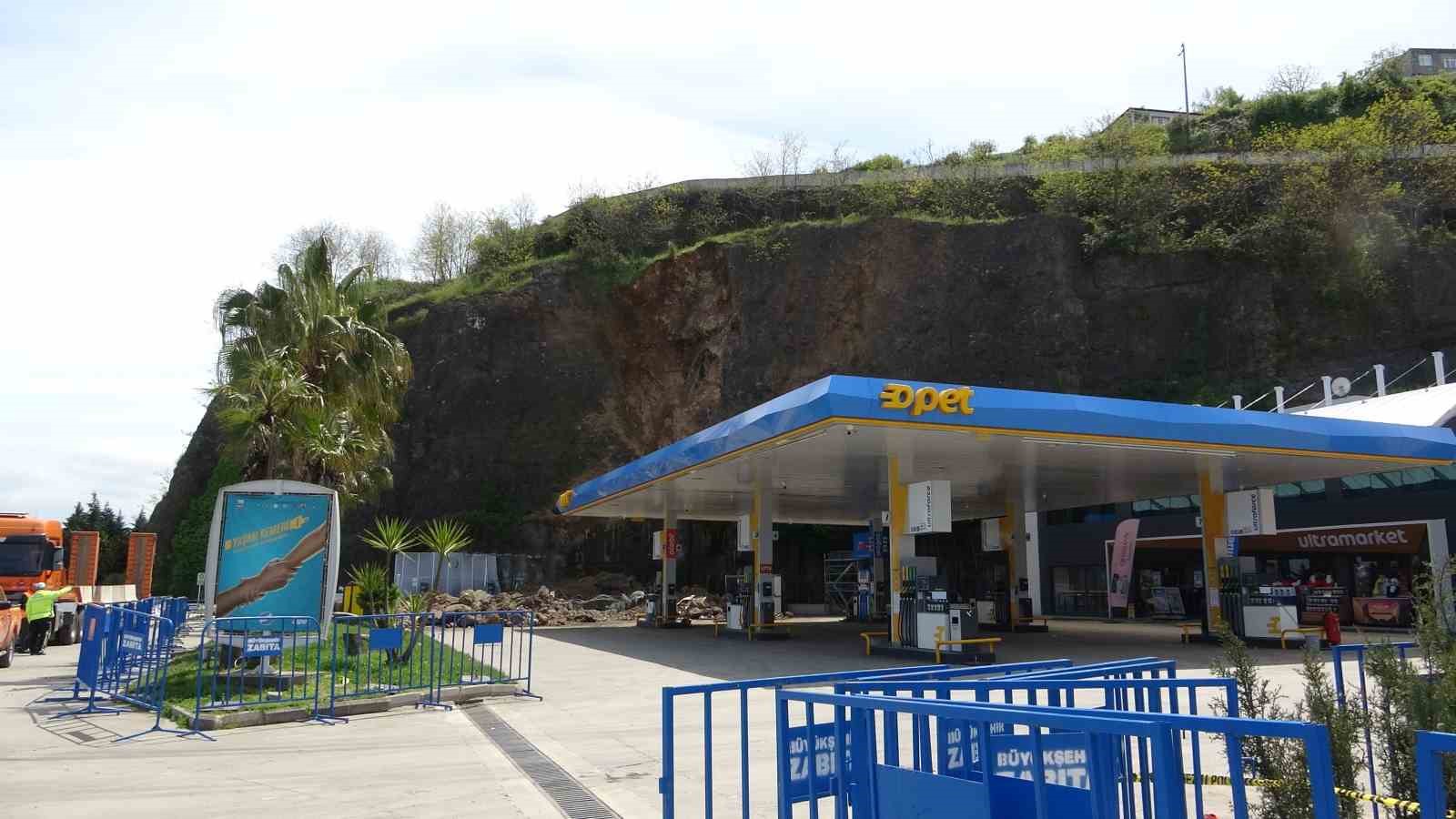 SAM&Ccedil;EP: "Heyelan felaketi plansız şehirleşmenin sonucudur"
