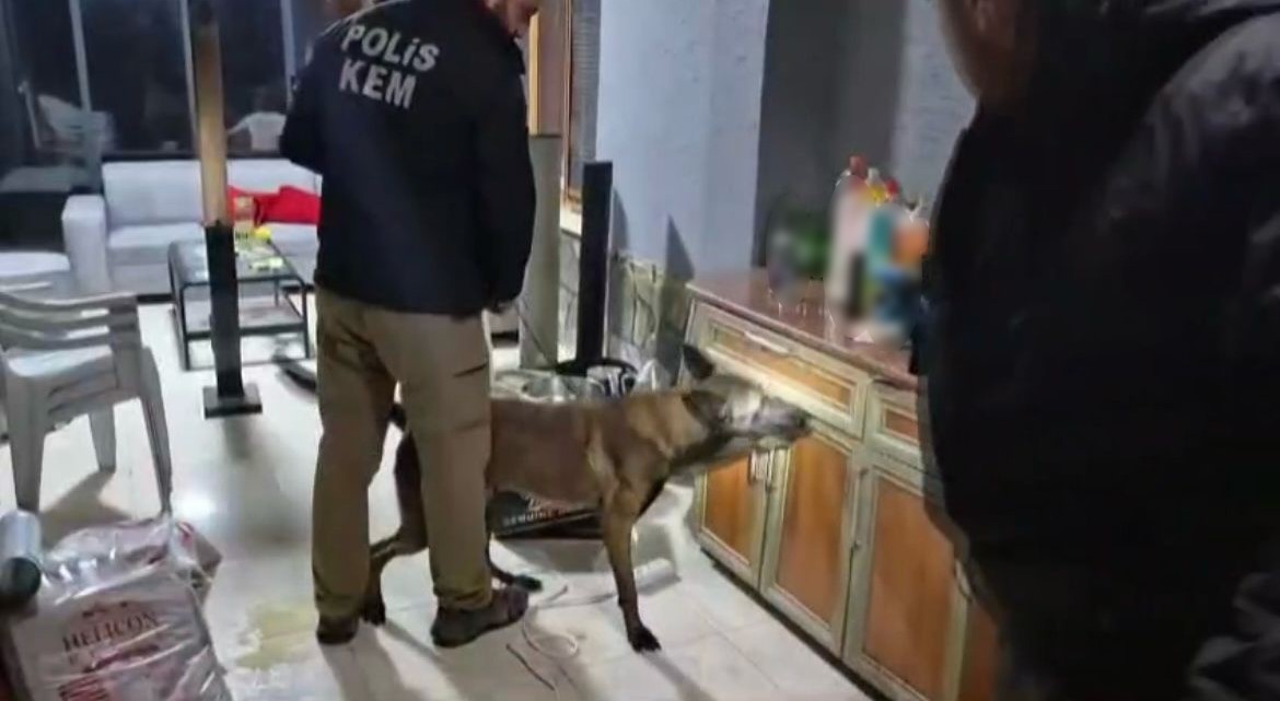 Bursa’da uyuşturucuya darbe: 41 şüpheli yakalandı, 5 kilonun üzerinde uyuşturucu ele geçirildi