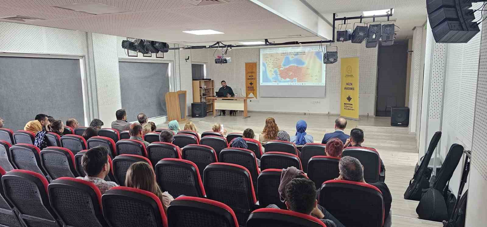 Öğretmen Akademileri etkinlikleri sürüyor