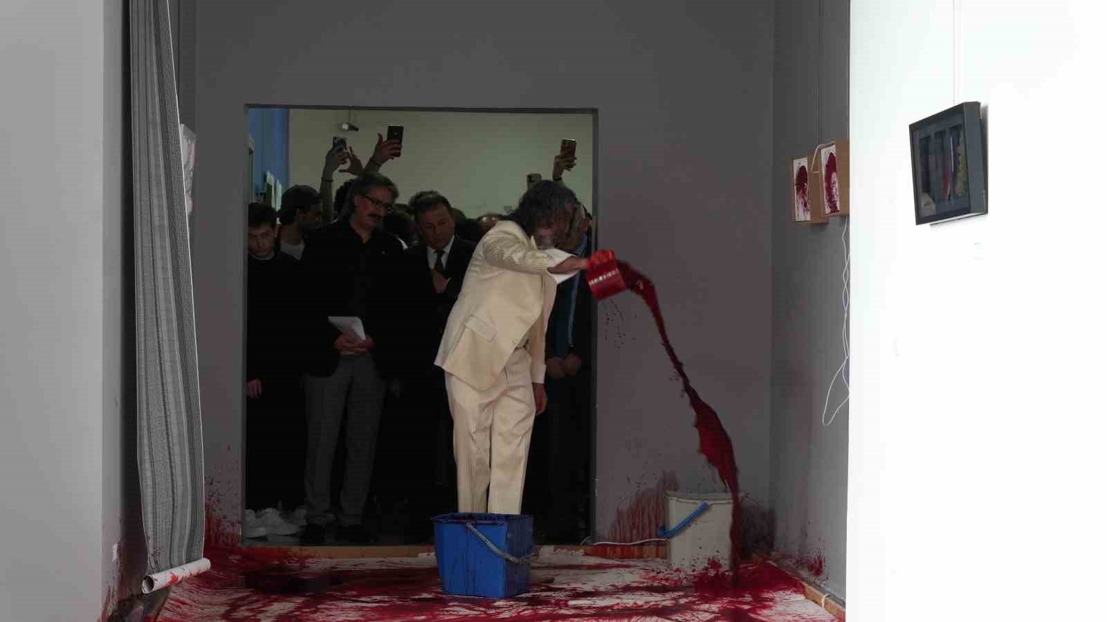 Atatürk Üniversitesi öğrencilerinden bir soykırımın anatomisi