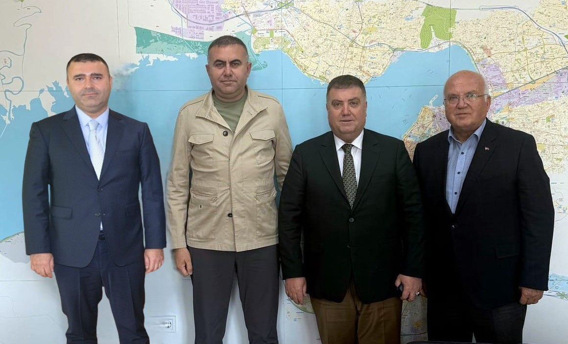 Taksicilerden Emniyet’e teşekkür ziyareti