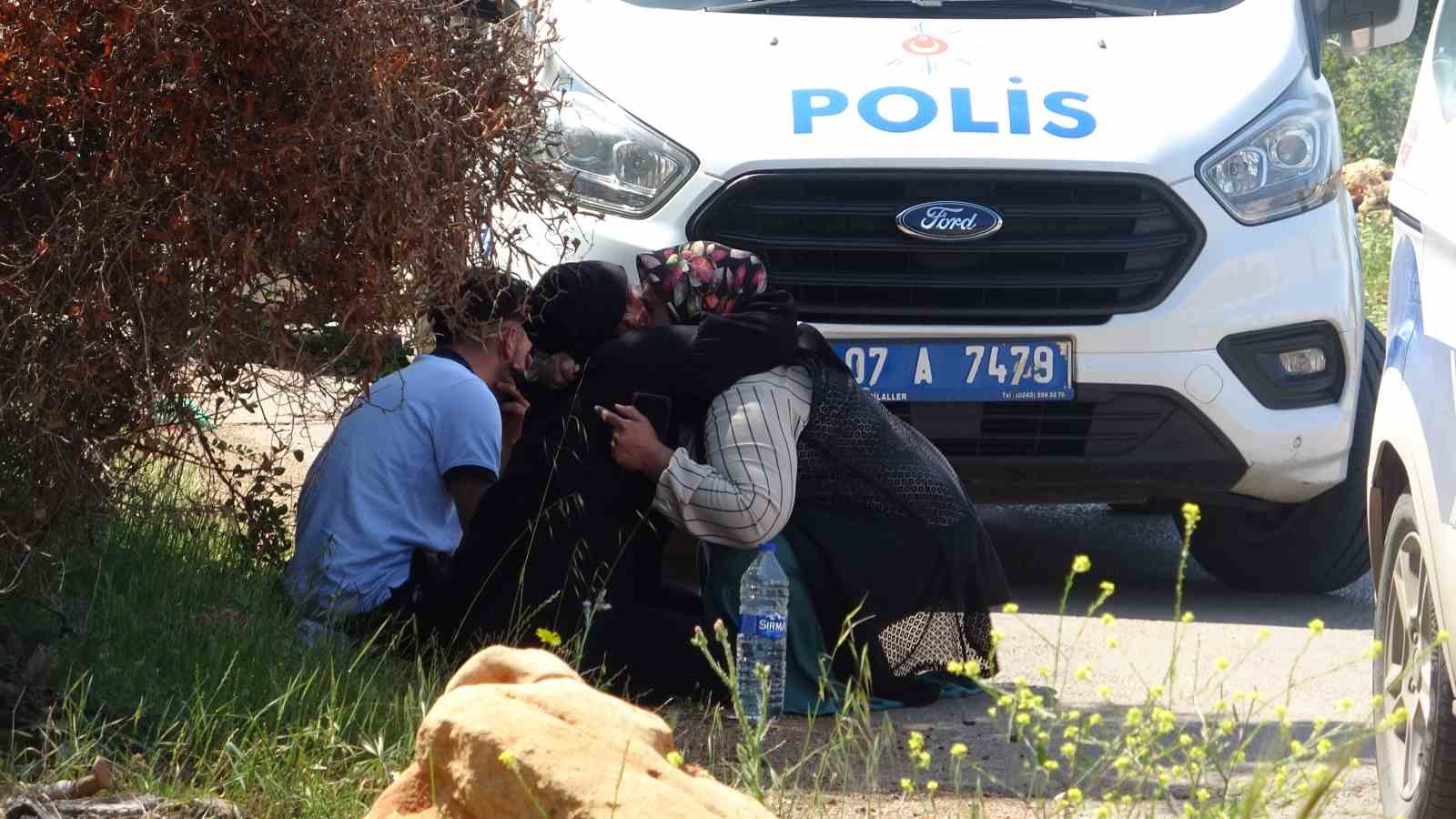 İnşaat işçisinin ölüm haberini alan yakınları sinir krizi geçirdi