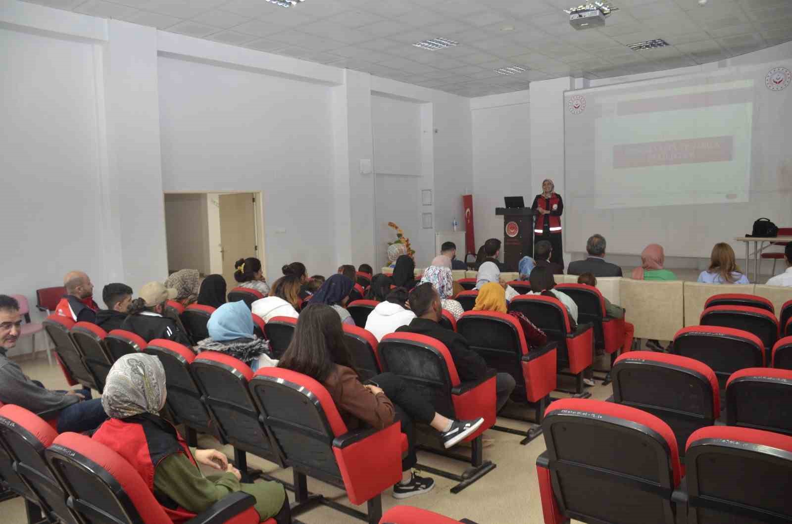 Roman vatandaşlara yönelik bilgilendirme programı yapıldı