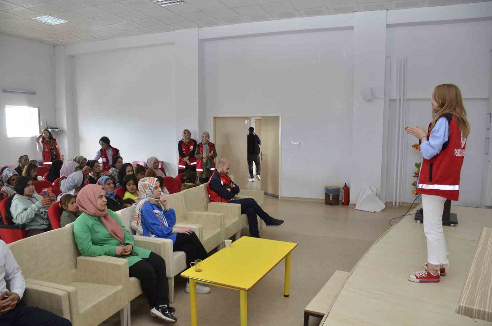 Roman vatandaşlara yönelik bilgilendirme programı yapıldı