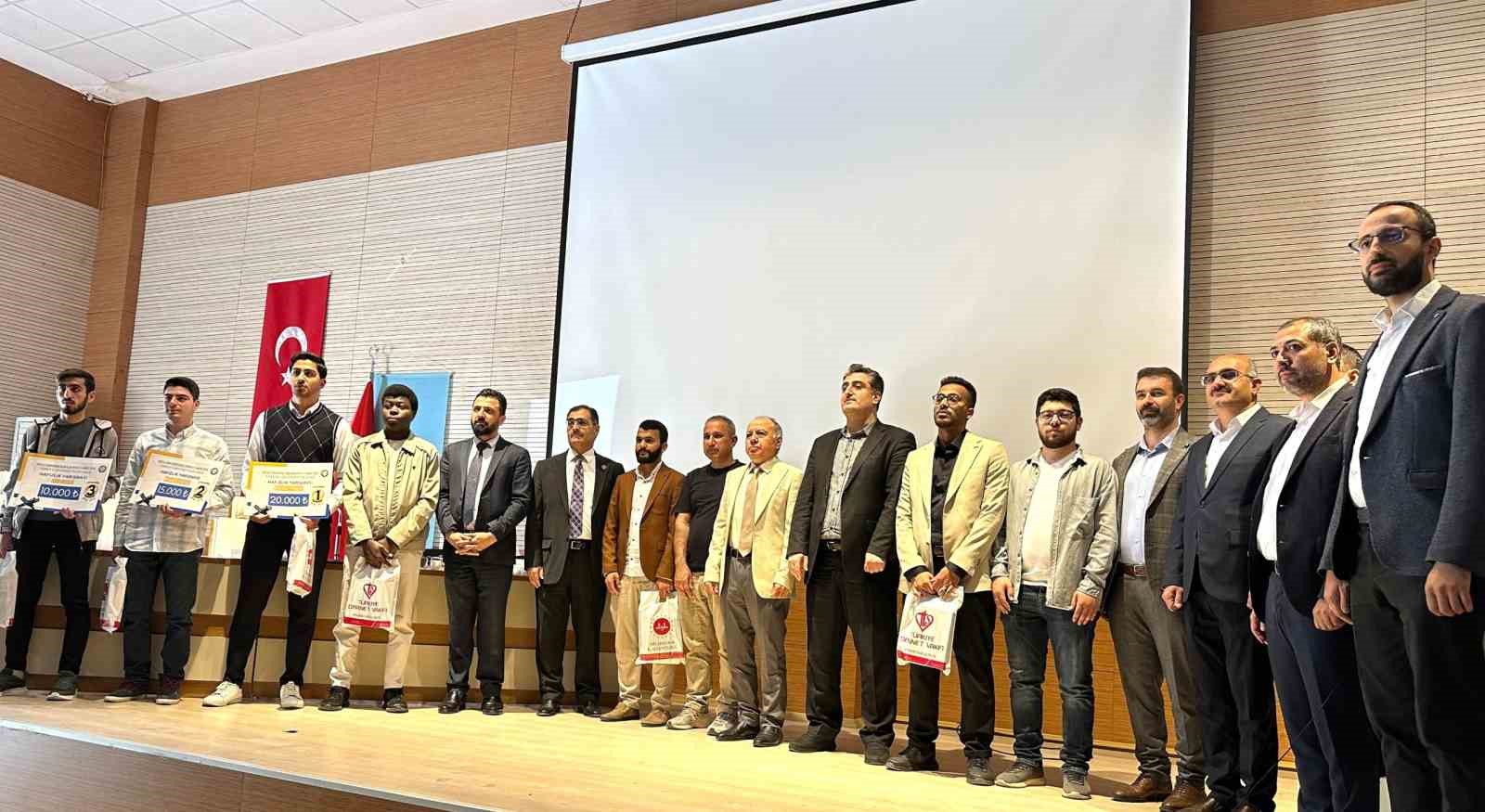 GİBTÜ öğrencisi bölge finalinde birincilik elde etti