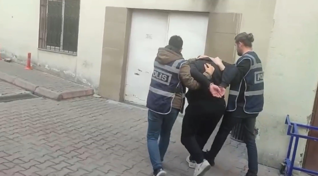 33 yıl kesinleşmiş hapis cezası olan şahsın firarı 5 yıl sürdü