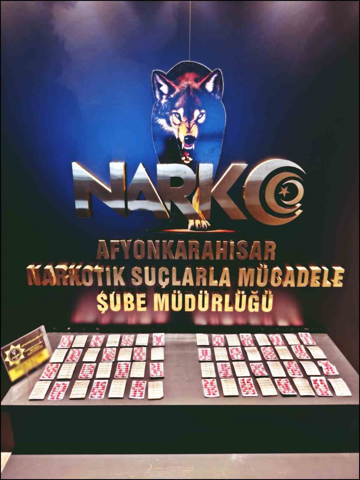 Polis 950 adet uyuşturucu hap ele geçirdi