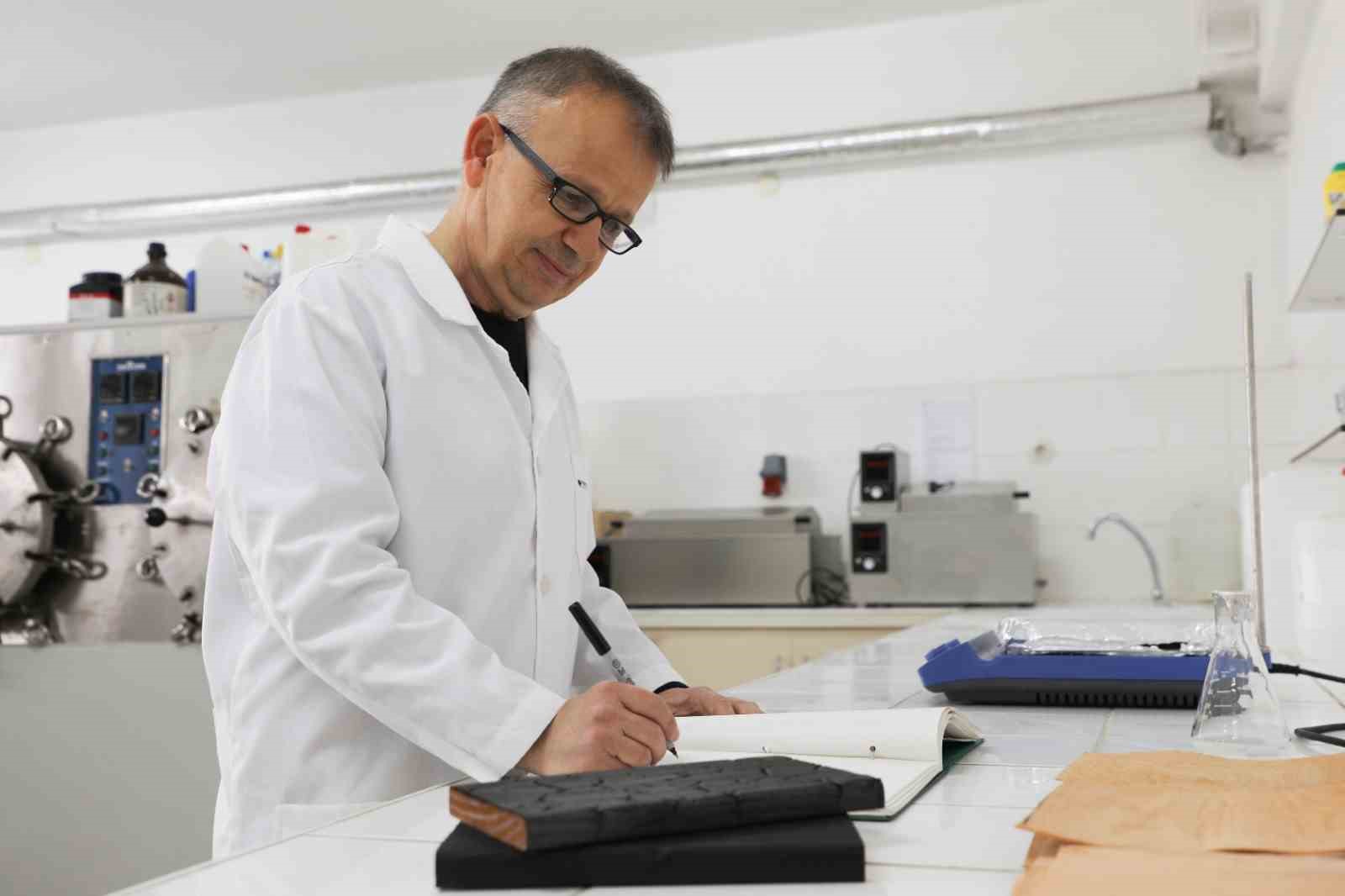 Ahşap binaları yangına karşı T&uuml;rk ve Sloven bilim adamları koruyacak
