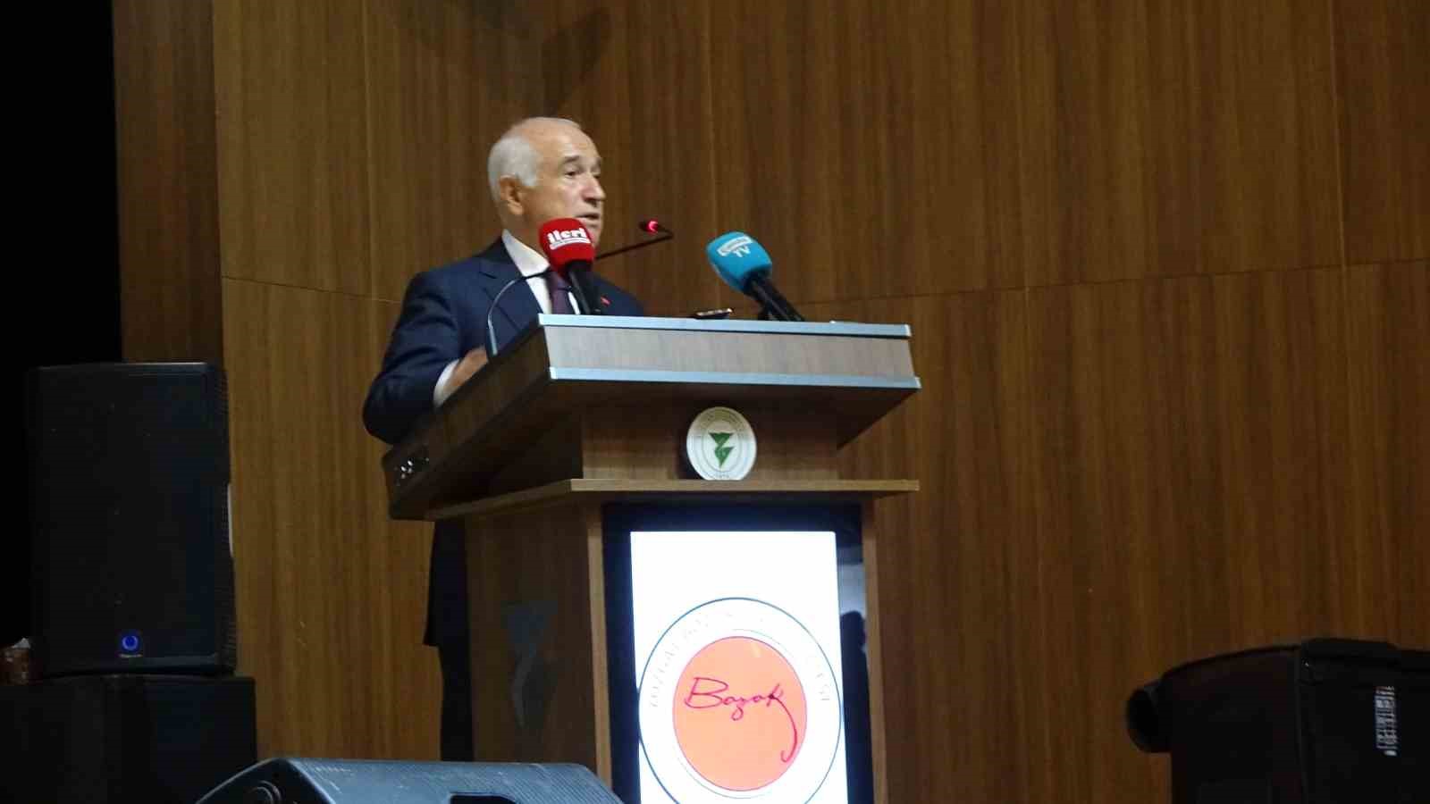 TBMM eski Başkanı Cemil Çiçek: Milli Mücadeleye destek veren 155 din adamından 4’ü Yozgatlıydı