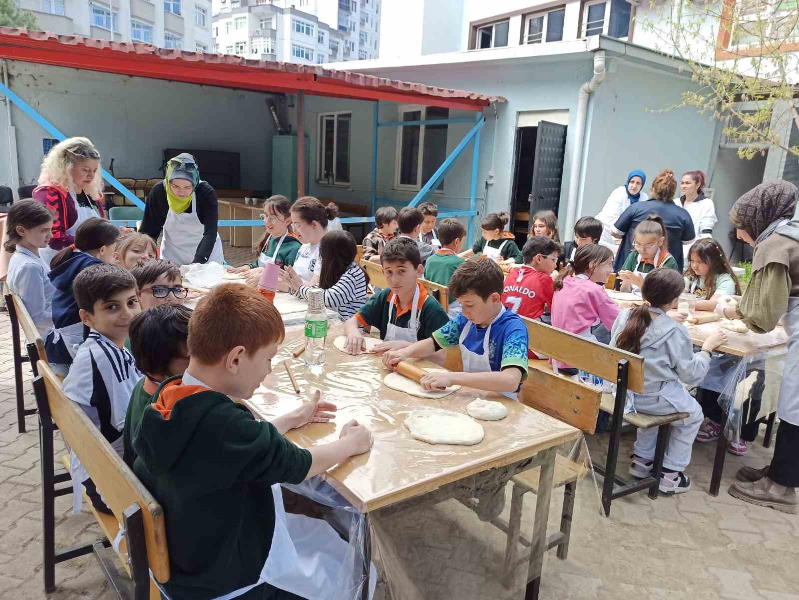 Minik öğrenciler becerilerini sergiledi