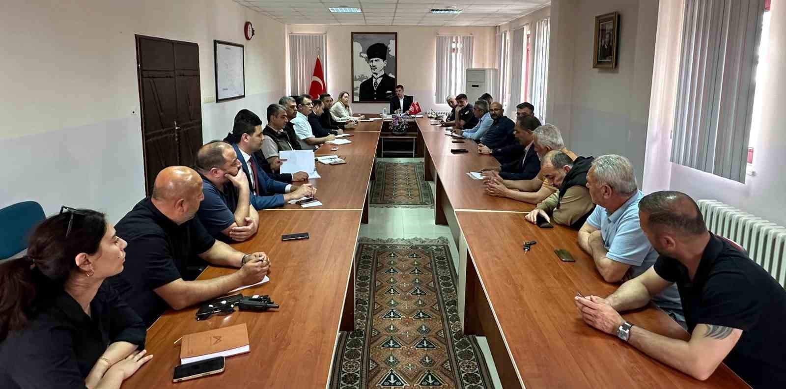 Mut’ta kayısı sezonu değerlendirme toplantısı