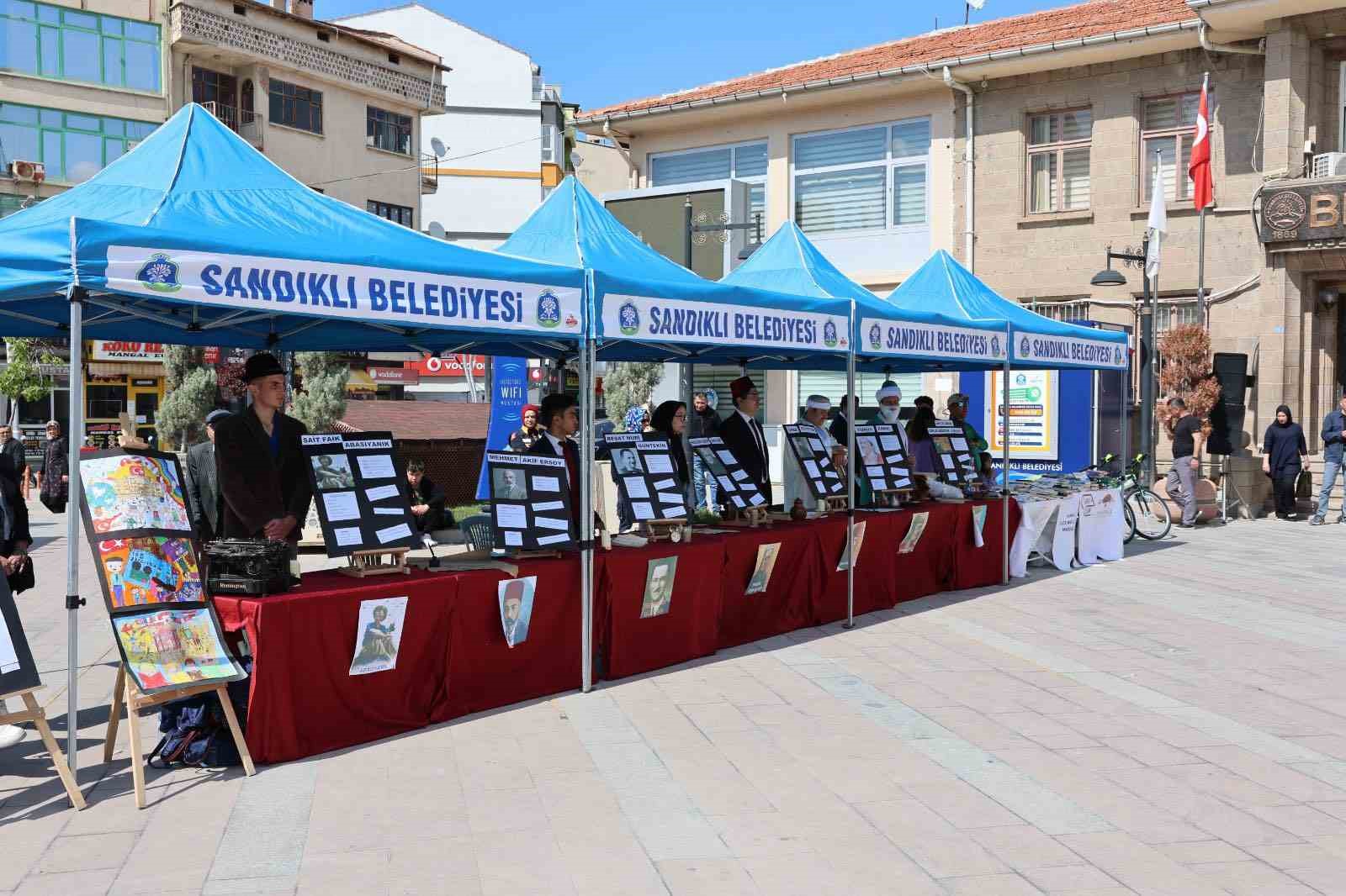 "Sen Yeter Ki Oku" etkinliği Sandıklı’da kitapseverleri buluşturdu
