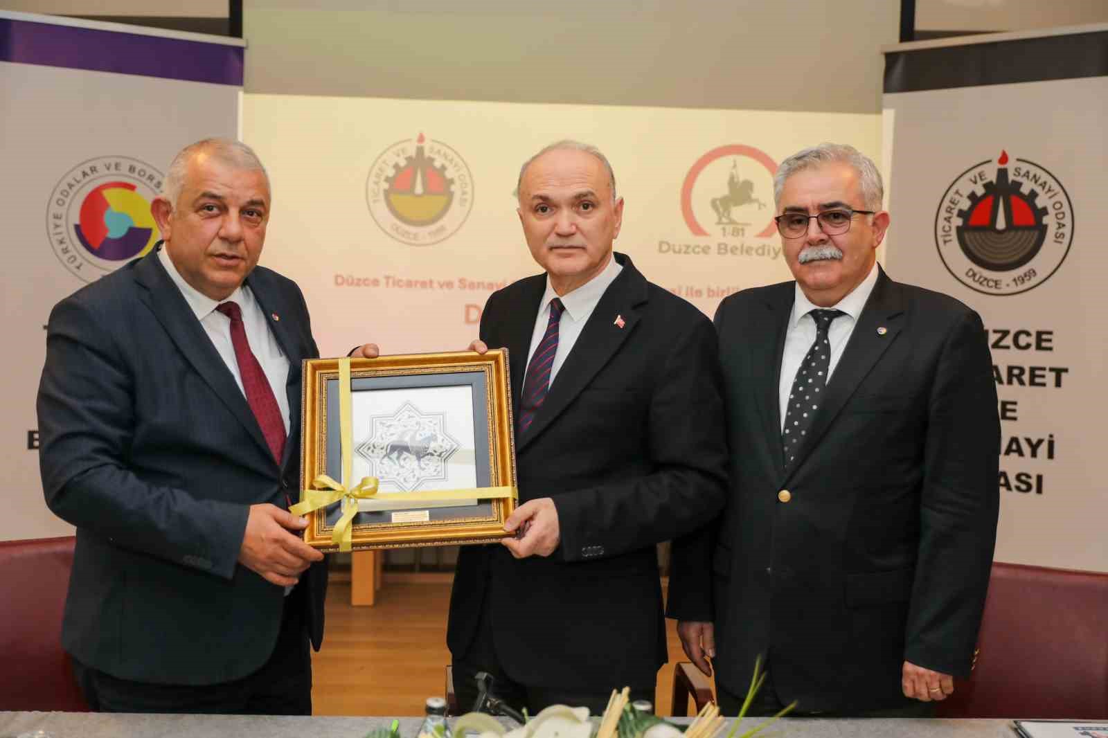 Başkan Özlü iş dünyası temsilcileriyle bir araya geldi