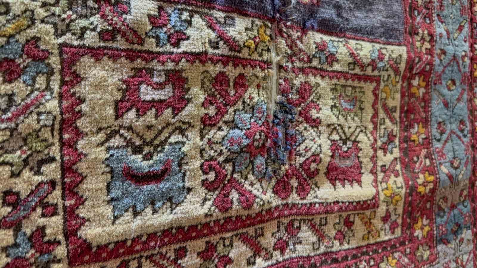 Emojinin k&ouml;kleri Tokat&rsquo;ta keşfedildi
