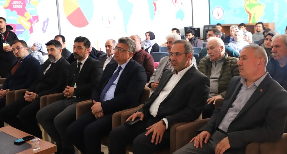 DP&Uuml; Rekt&ouml;r&uuml; Prof. Dr. S&uuml;leyman Kızıltoprak: "Gazze, tarihsel ve vicdani bir meseledir"
