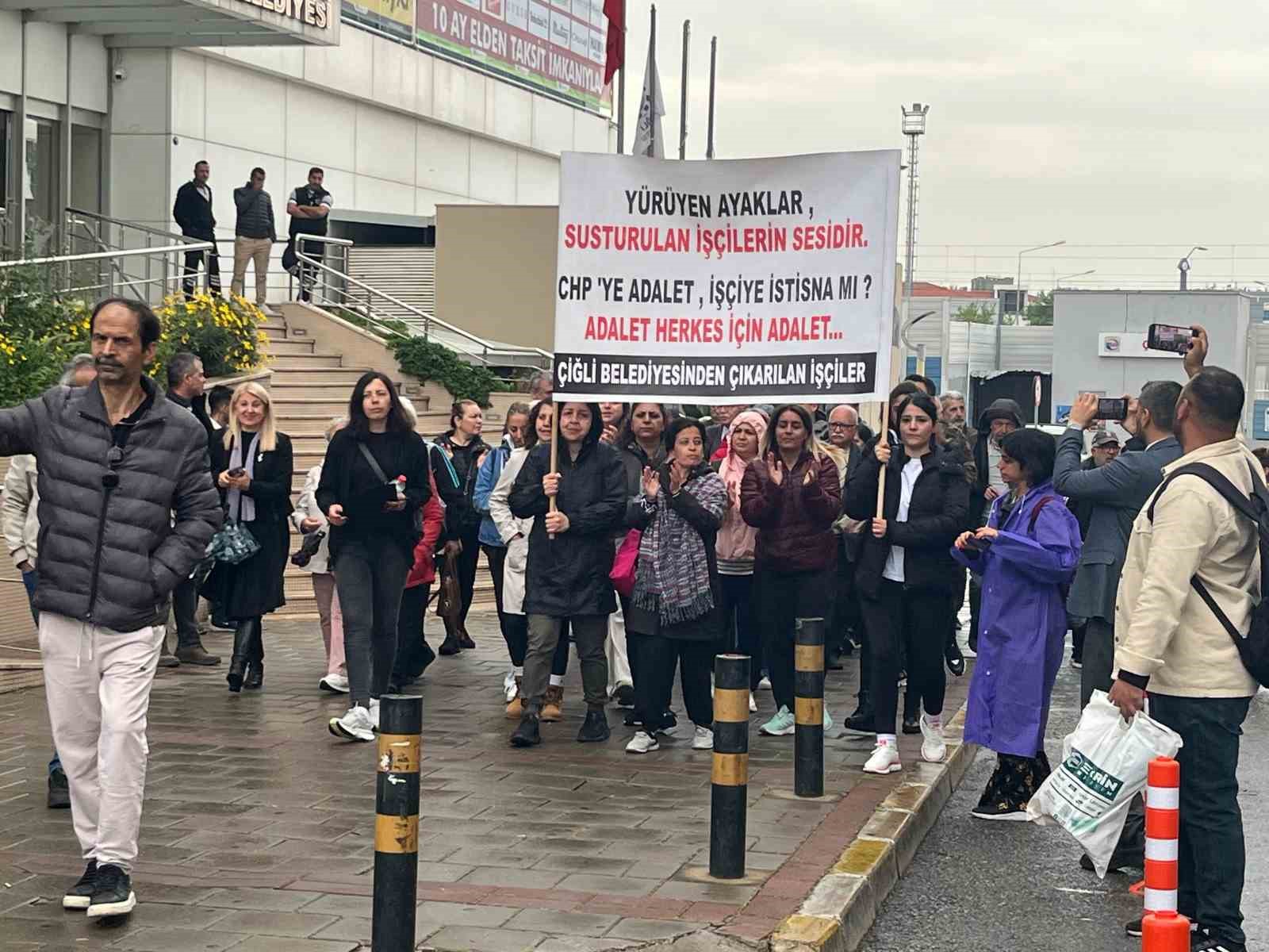 CHP belediyesi tarafından işten çıkartılan 17 kadın Ankara’ya yürümeye başladı