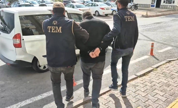 FETÖ’nün gaybubet evine operasyon: 3 gözaltı