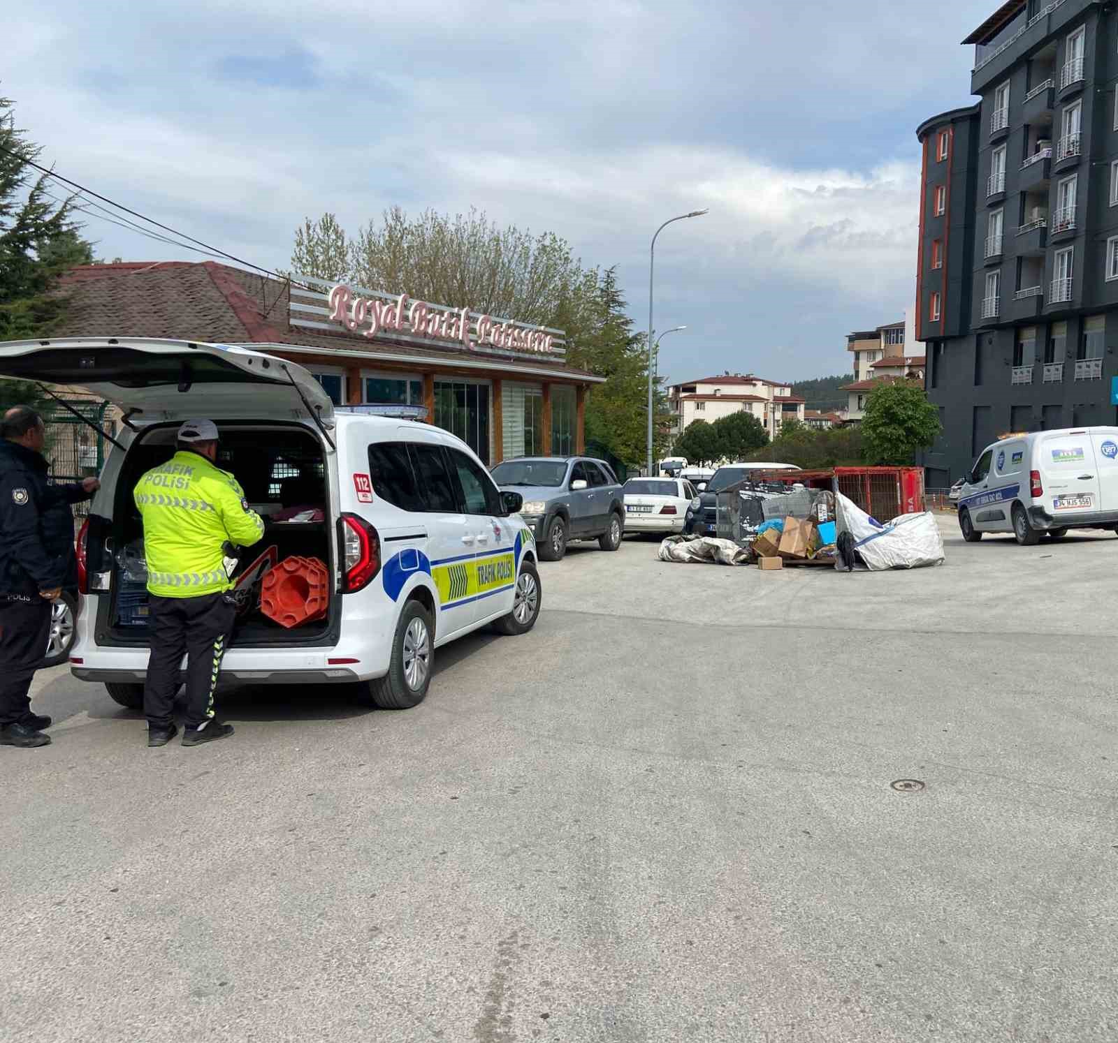 Bilecik’te seyir halinde devrilen motosiklet sürücüsü yaralandı