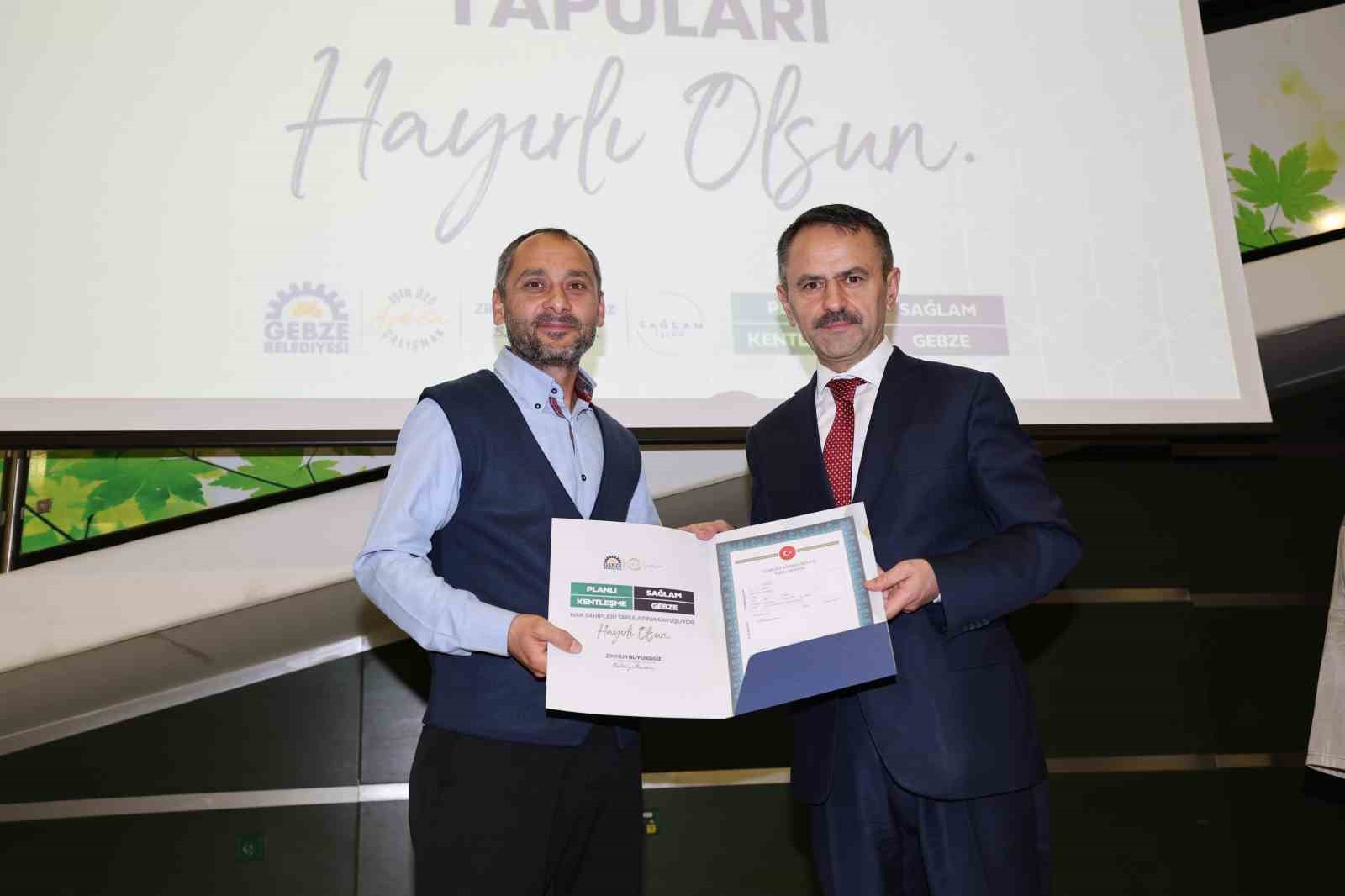 Gebze’de 2 bin 65 hak sahibi daha tapularına kavuştu