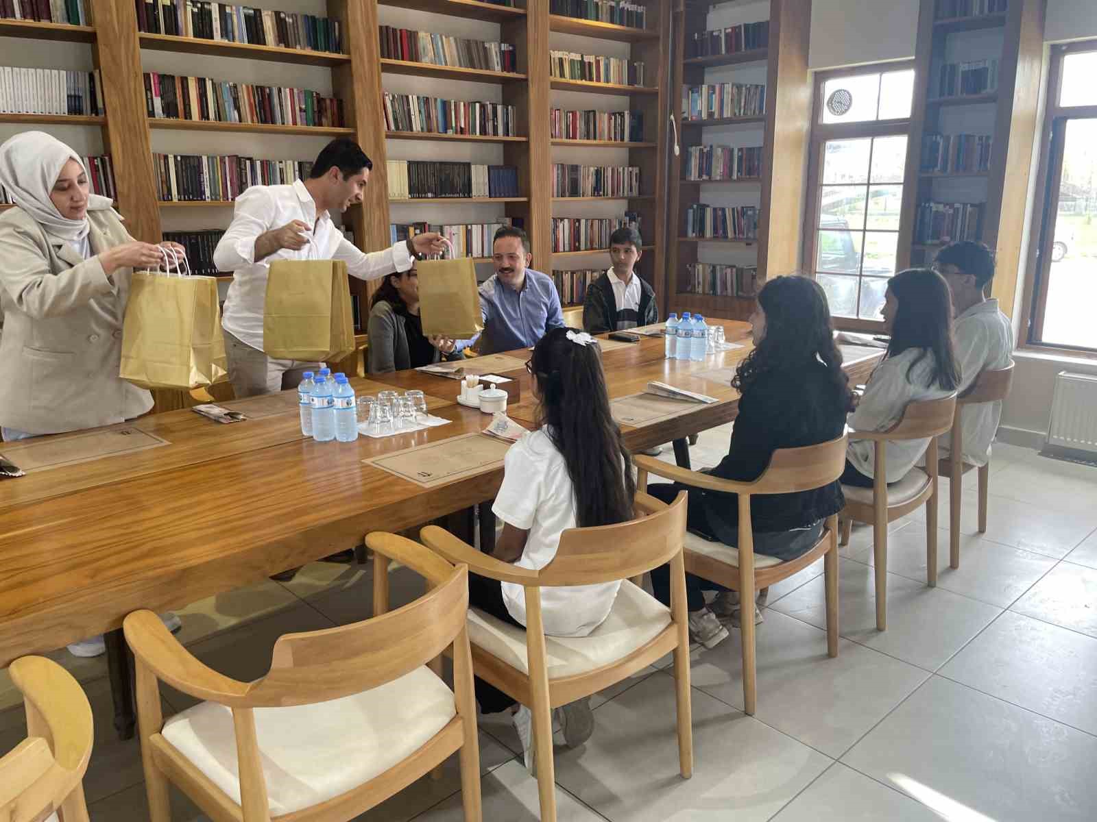 Malazgirtli öğrencilerden büyük başarı