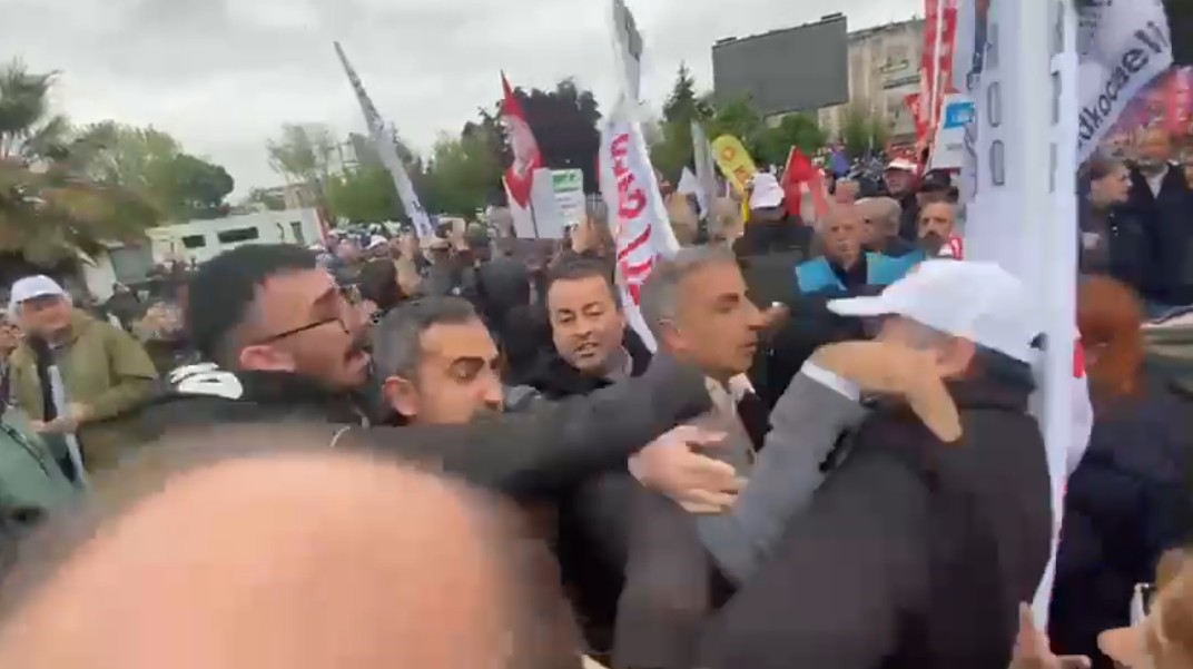 1 Mayıs kutlamalarında DEM ile ADD arasında kavga