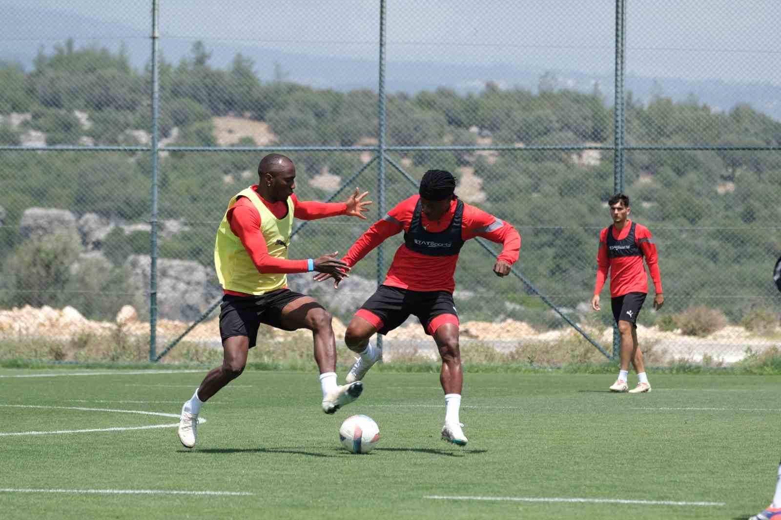 Atakaş Hatayspor, Başakşehir ma&ccedil;ının hazırlıklarına devam etti
