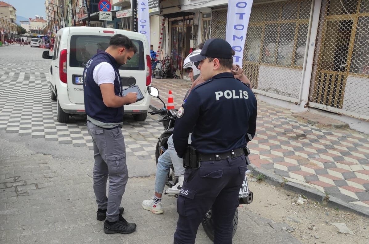 Manisa’da 257 motosiklet sürücüsüne ceza kesildi