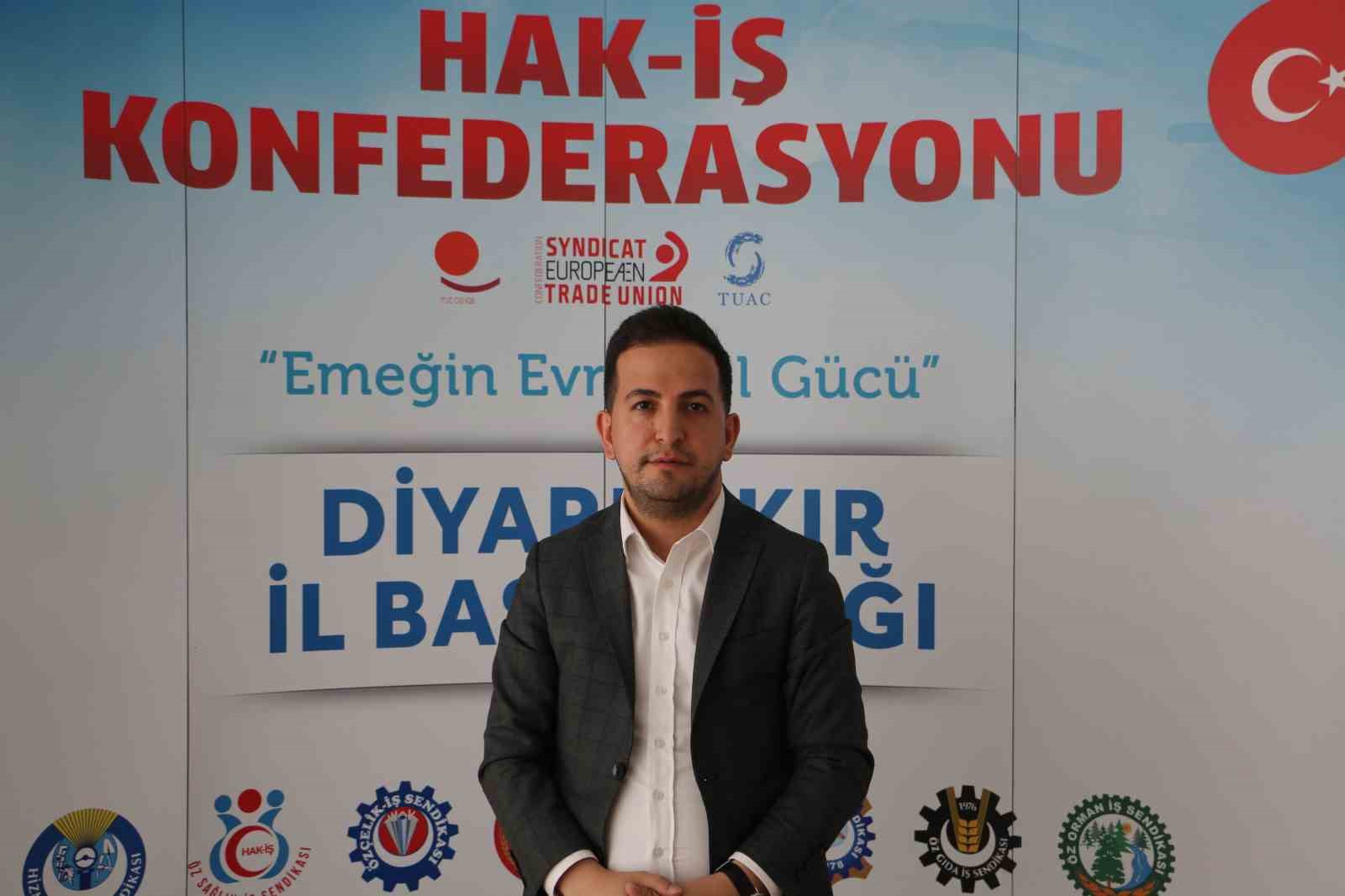 HAK-İŞ Konfederasyonu Diyarbakır İl Başkanı Aküzüm, 1 Mayıs’ı kutladı