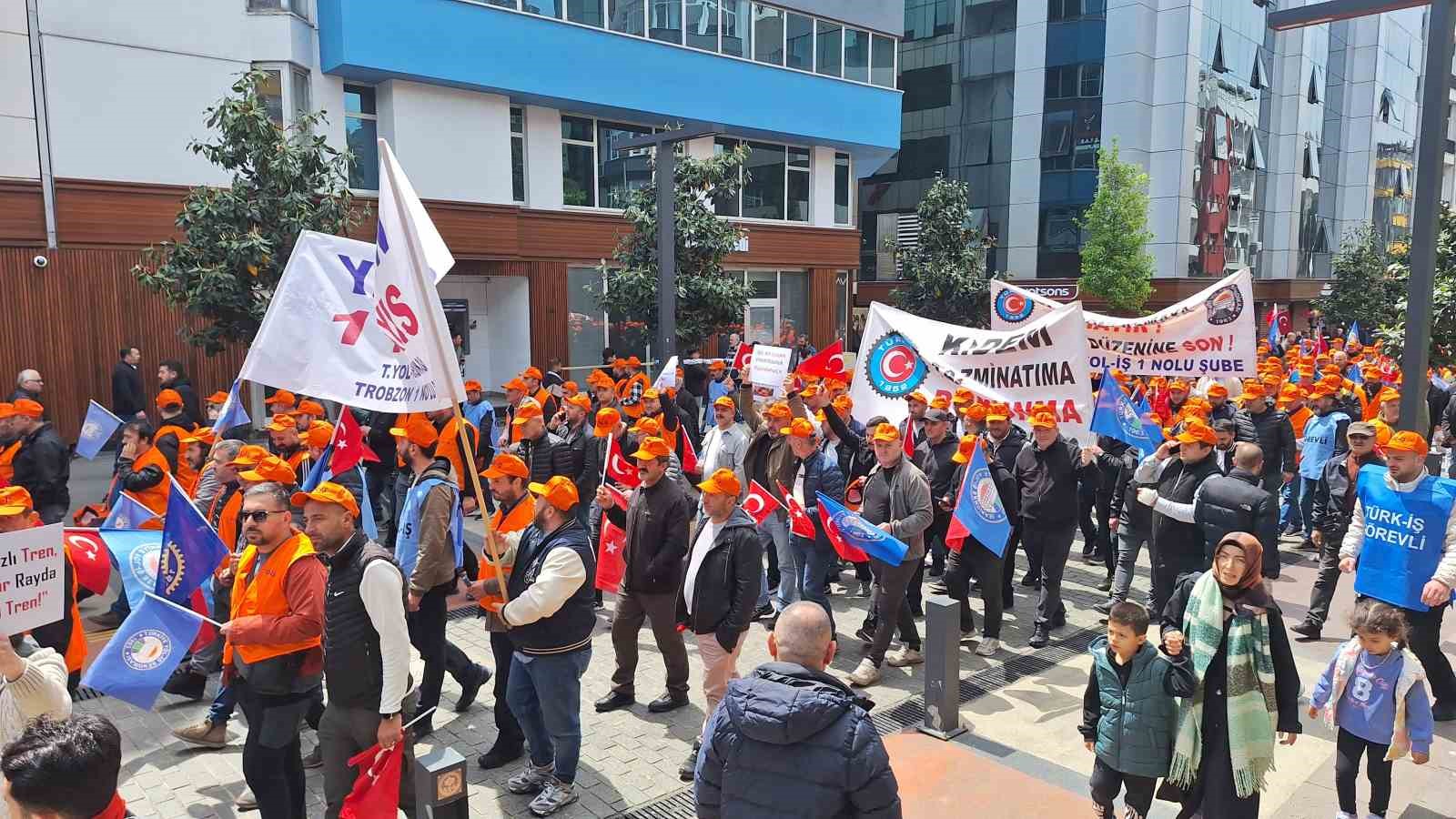 Trabzon&rsquo;da 1 Mayıs kutlamaları
