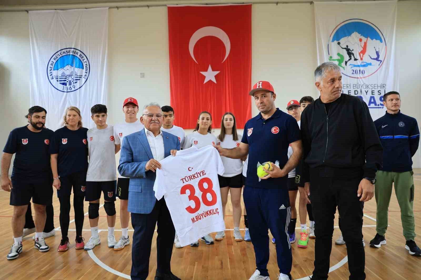 Kayseri sporda Avrupa&rsquo;ya &ouml;rnek oldu
