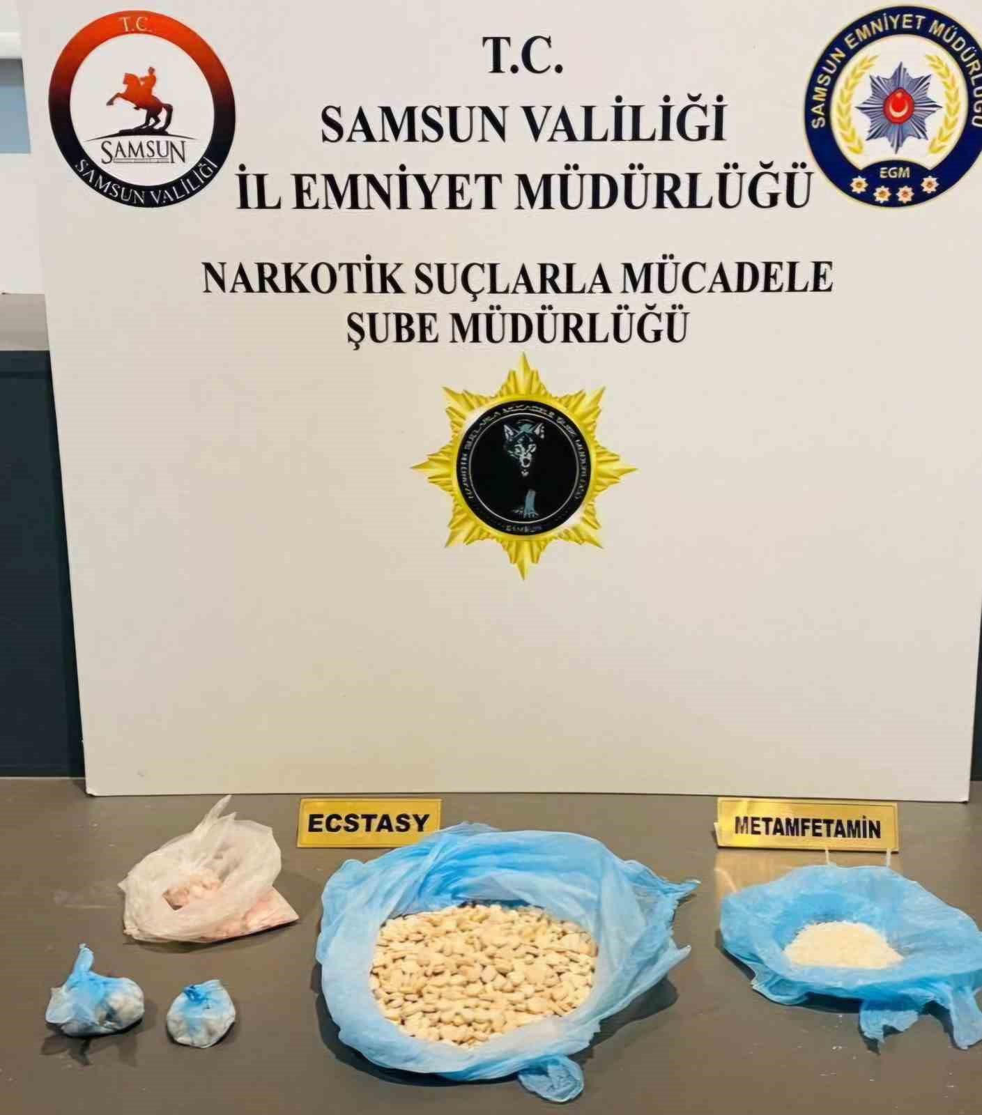 Samsun&rsquo;da 2 ayrı uyuşturucu operasyonu: 5 g&ouml;zaltı
