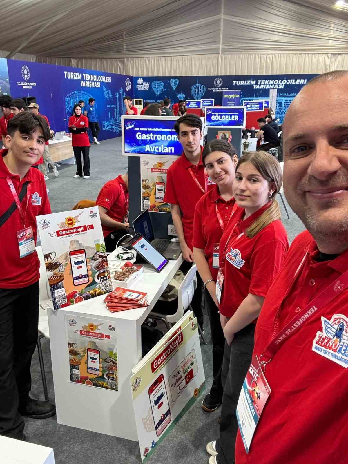 Aydınlı öğrenciler Kıbrıs’taki final sergisinde yerini aldı