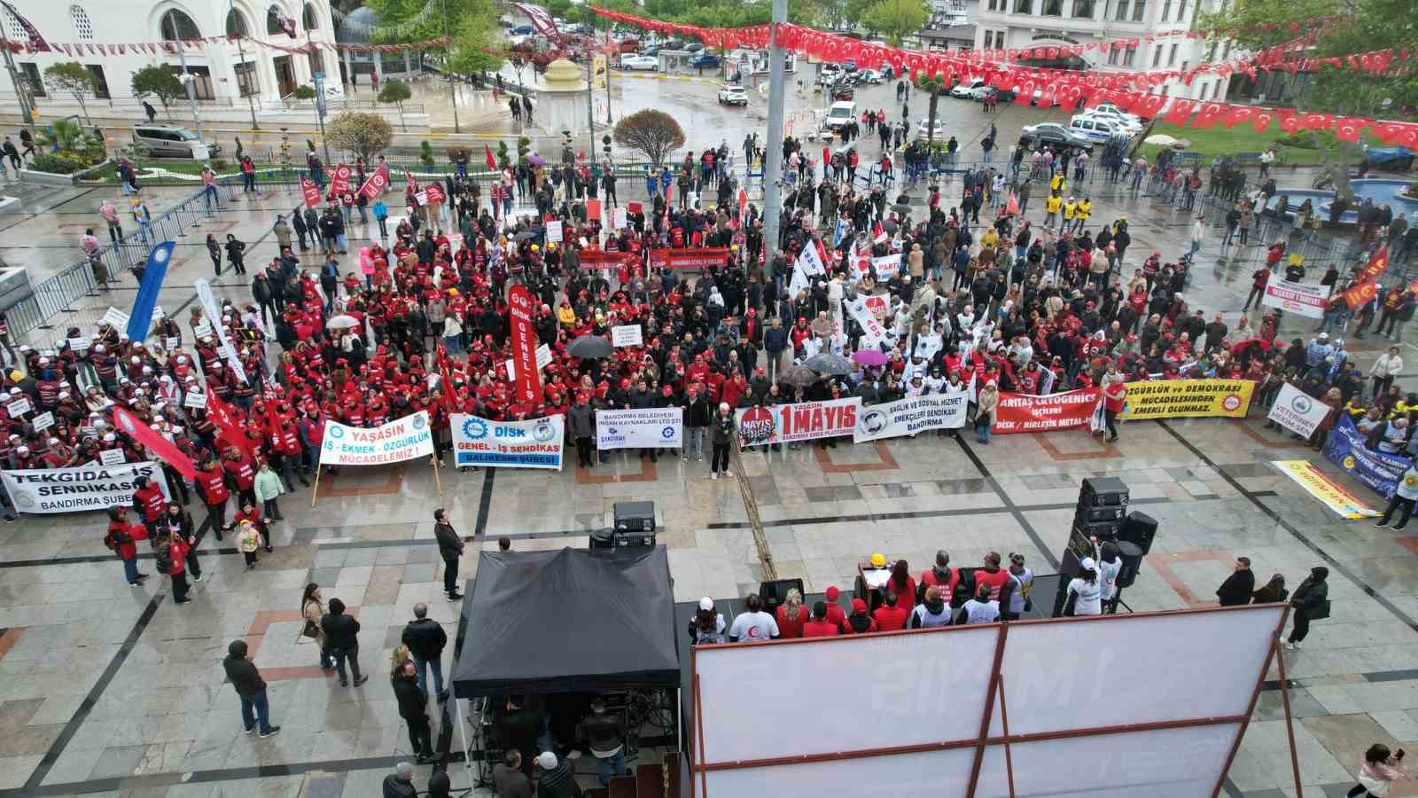 Bandırma’da 1 Mayıs kutlandı