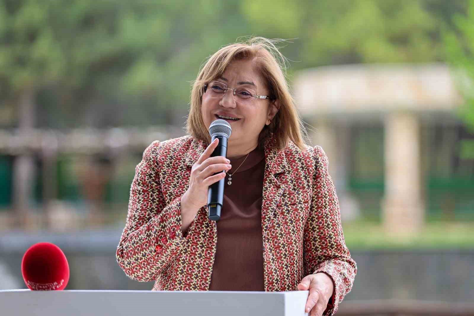 Başkan Şahin, 1 Mayıs’ta belediye çalışanlarıyla bir araya geldi