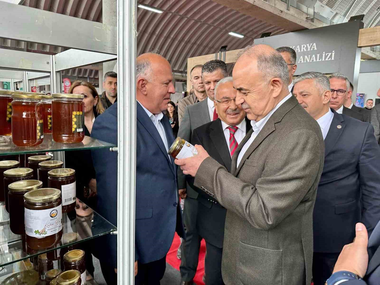 Karadeniz Ordu Tarım, Hayvancılık ve Fındık Fuarı açıldı