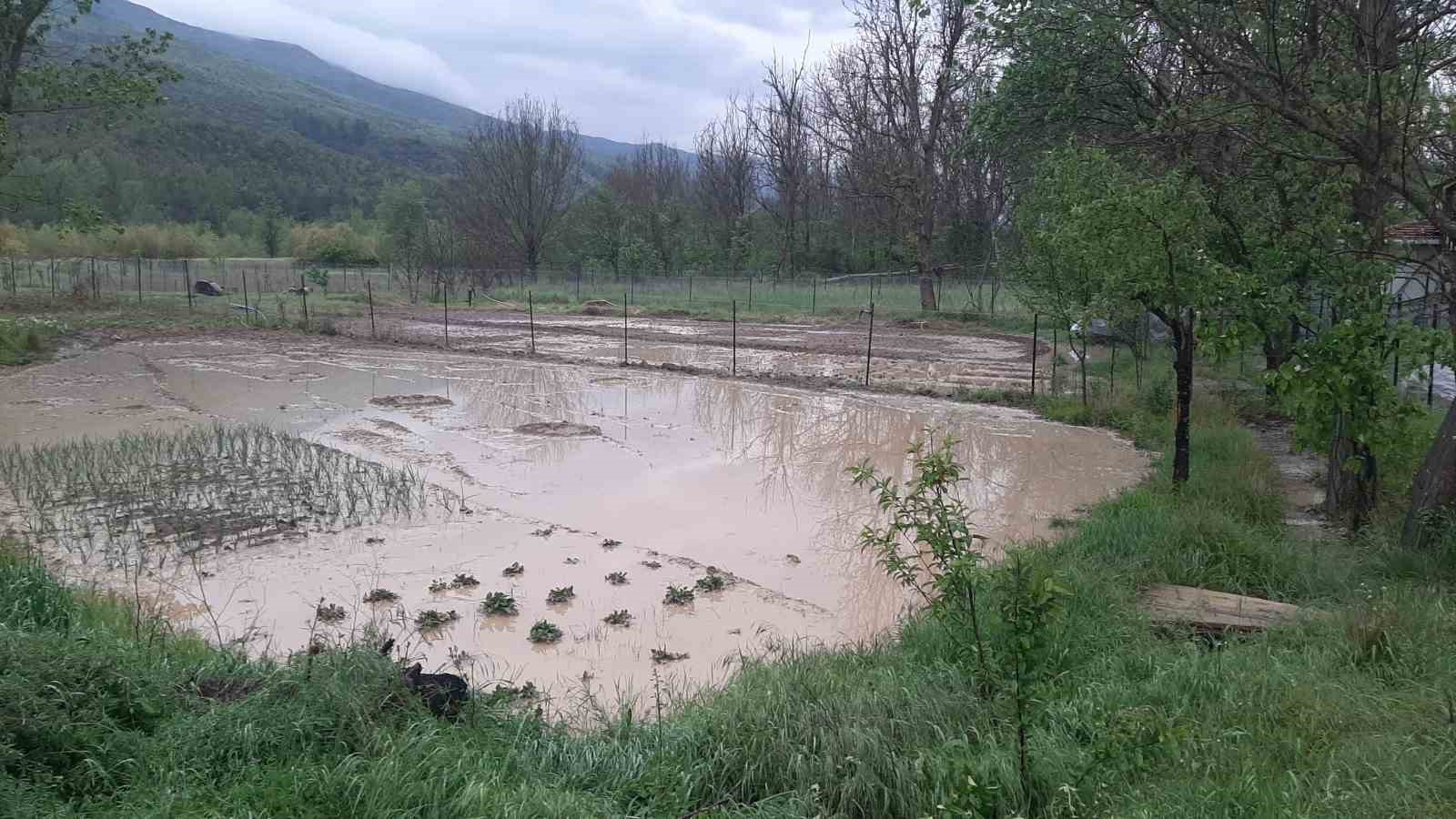 Karabük’te sağanak ve dolu etkili oldu
