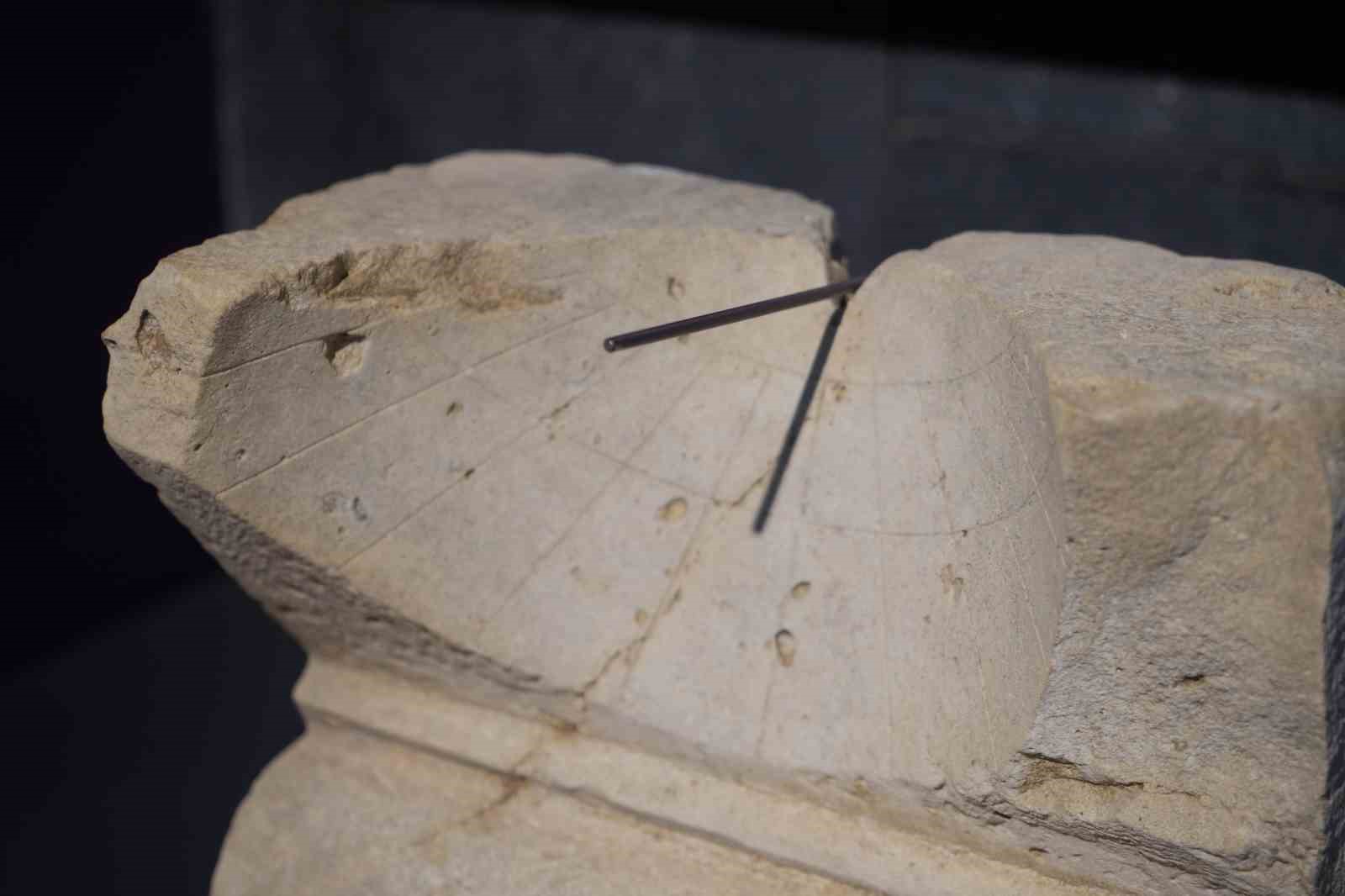 Roma D&ouml;nemi&rsquo;ne ait g&uuml;neş saati Samsun M&uuml;zesi&rsquo;nde sergileniyor
